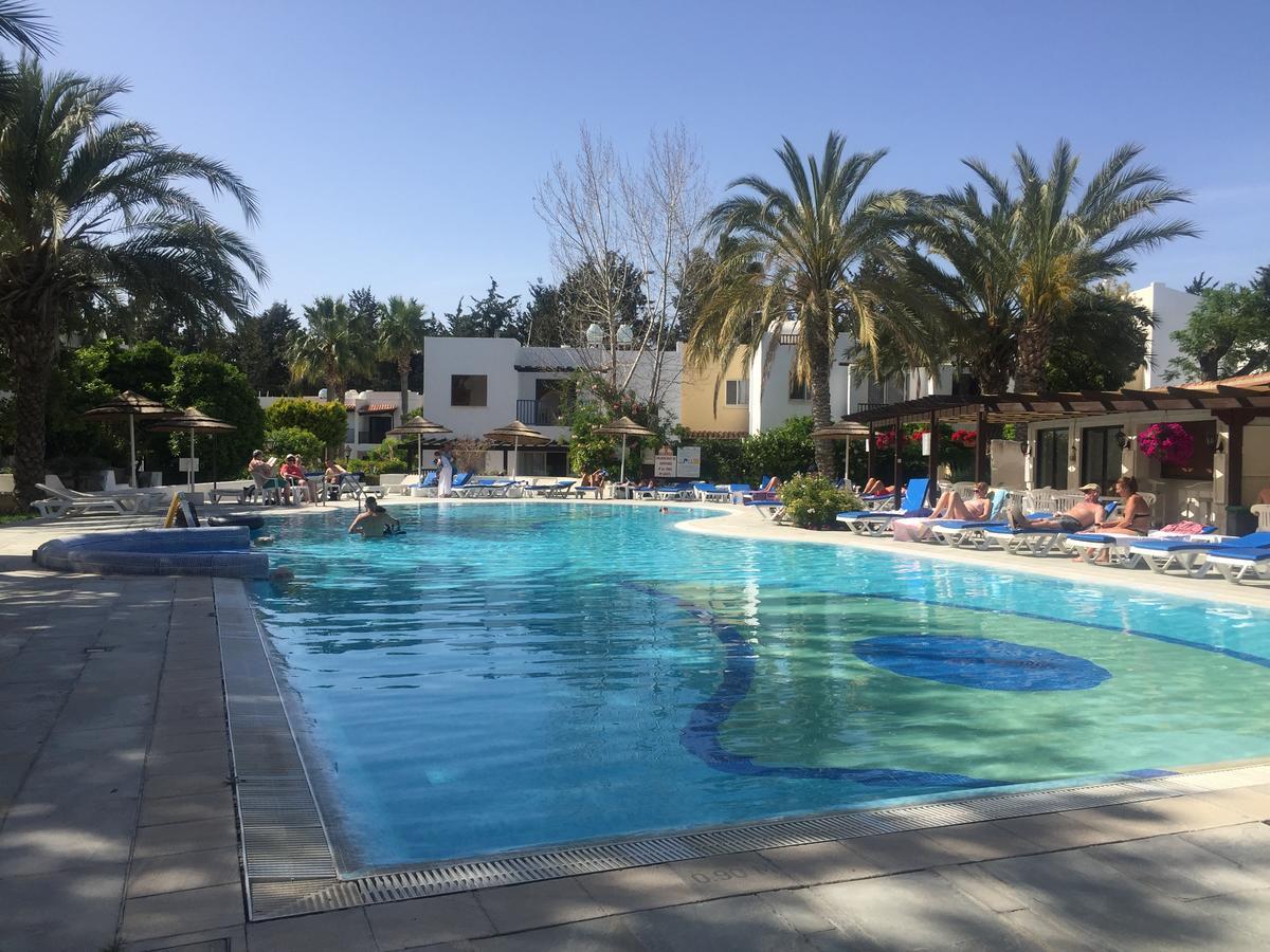 Paphos Gardens Apartment Экстерьер фото