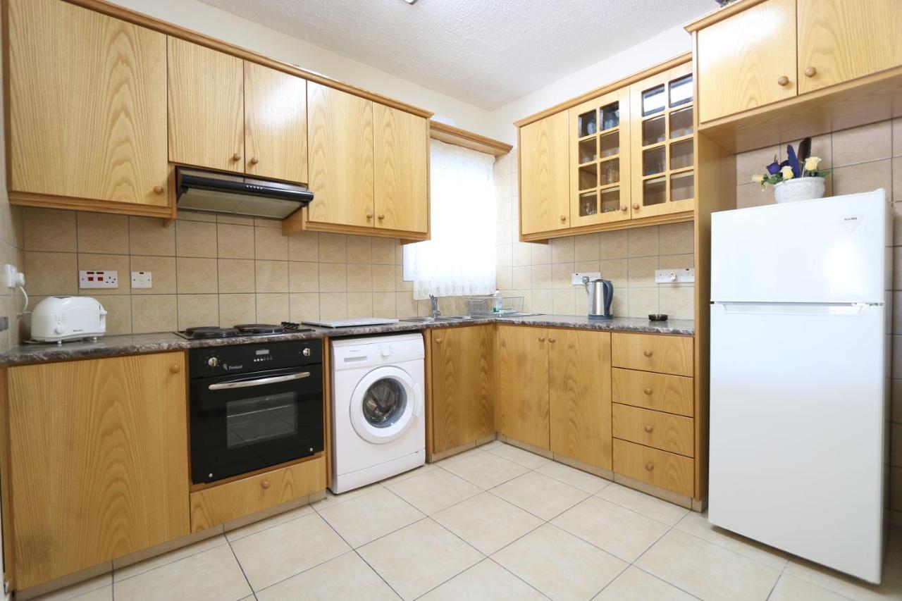 Paphos Gardens Apartment Экстерьер фото